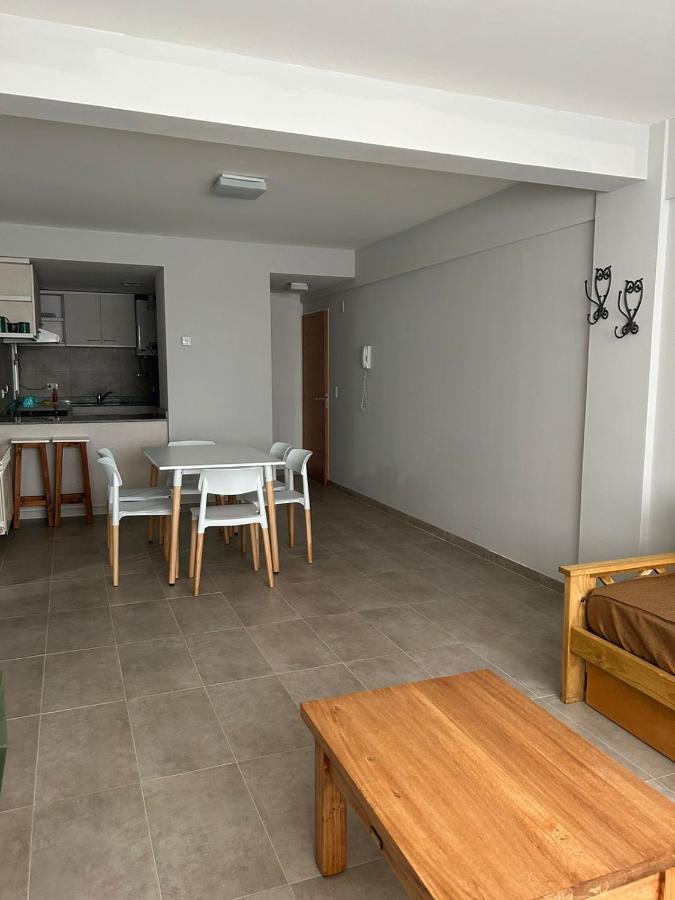 Departamento Amplio Y Comodo Cerca Del Centro ซานคาร์ลอส เด บาริโลเช ภายนอก รูปภาพ